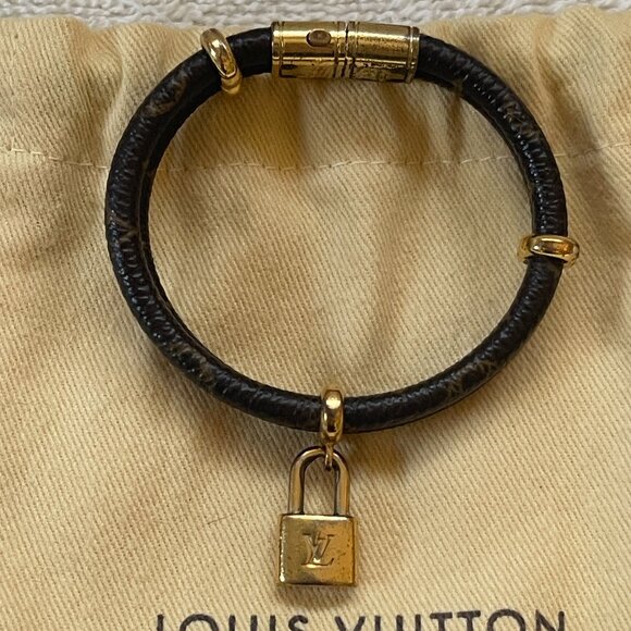 Louis Vuitton Keep It Twice Monogram Bracelet - Picture 6 of 8